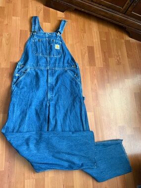 Carhartt Men's Denim Bib Overall dark wash size 36x36